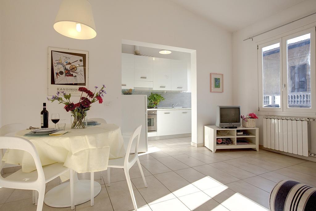 Anticafirenze Apartment Стая снимка